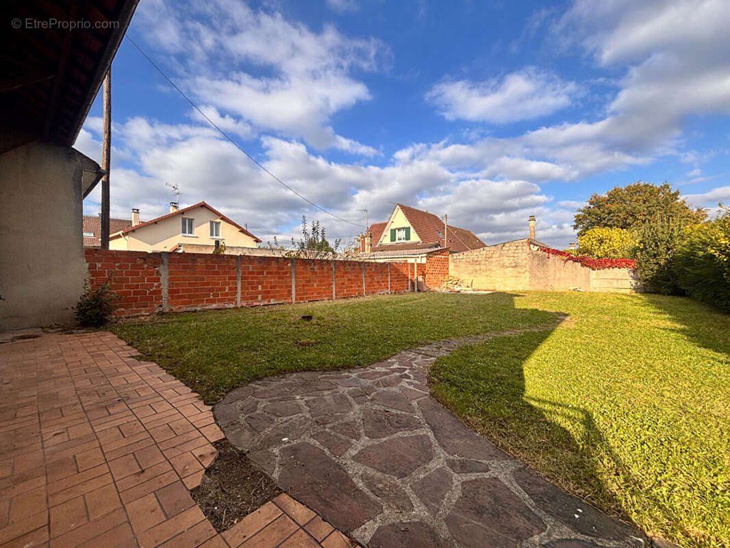 Maison à VILLEPARISIS