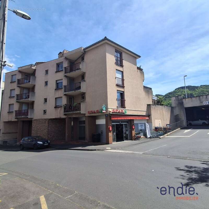 Appartement à THIERS