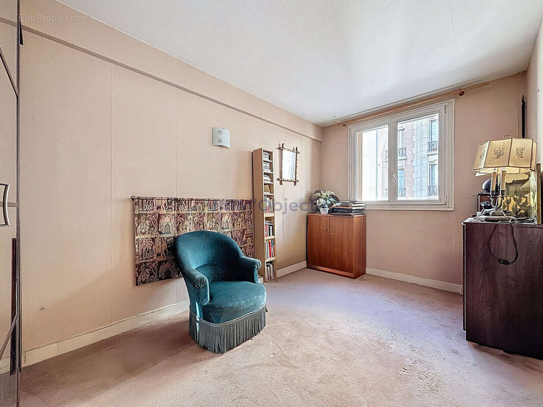 Appartement à PARIS-12E