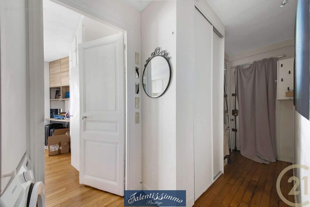 Appartement à PARIS-11E