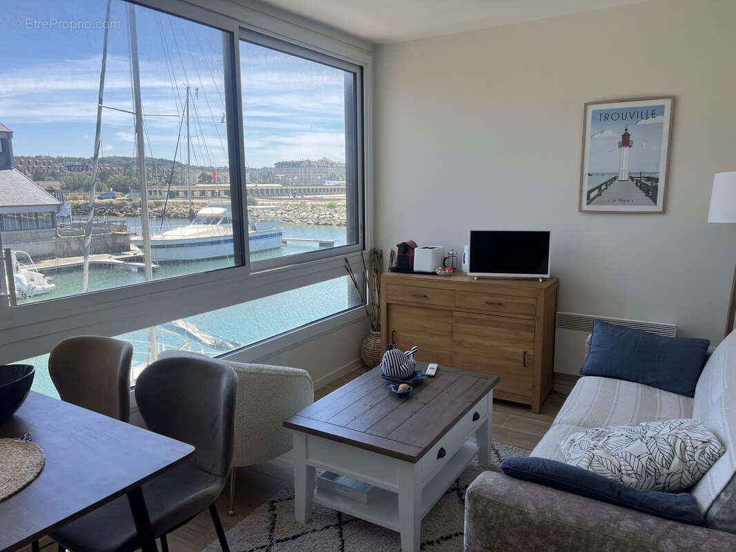 Appartement à DEAUVILLE