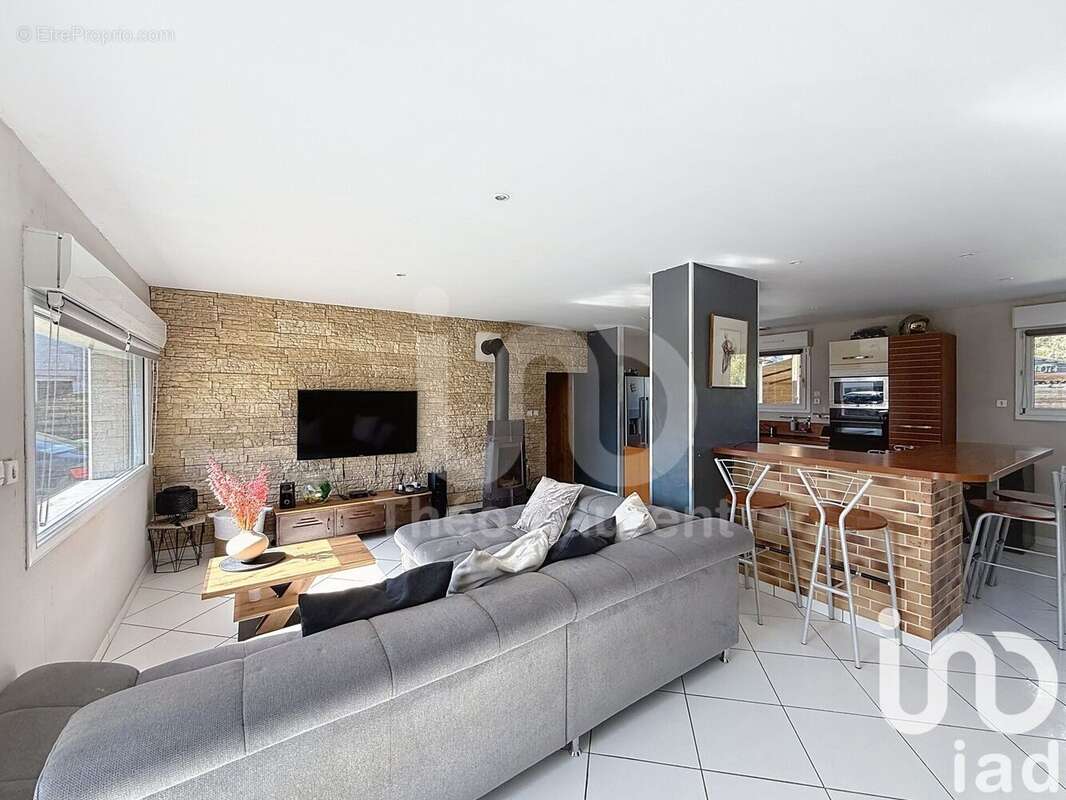 Photo 4 - Maison à LA CHAPELLE-LAUNAY