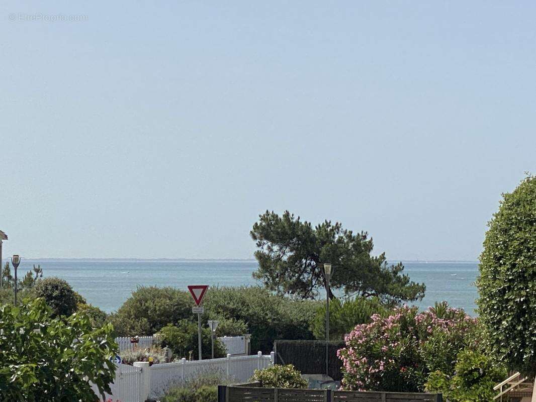 Emplacement privilégié à deux pas de la plage - photo 3