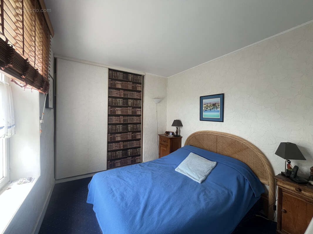 Maison 87 m² à Saint-Laurent-Sur-Mer  - photo 8