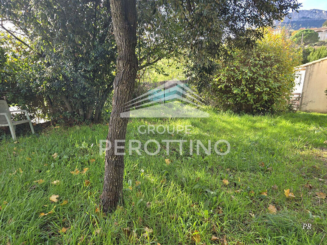 Appartement à CADOLIVE