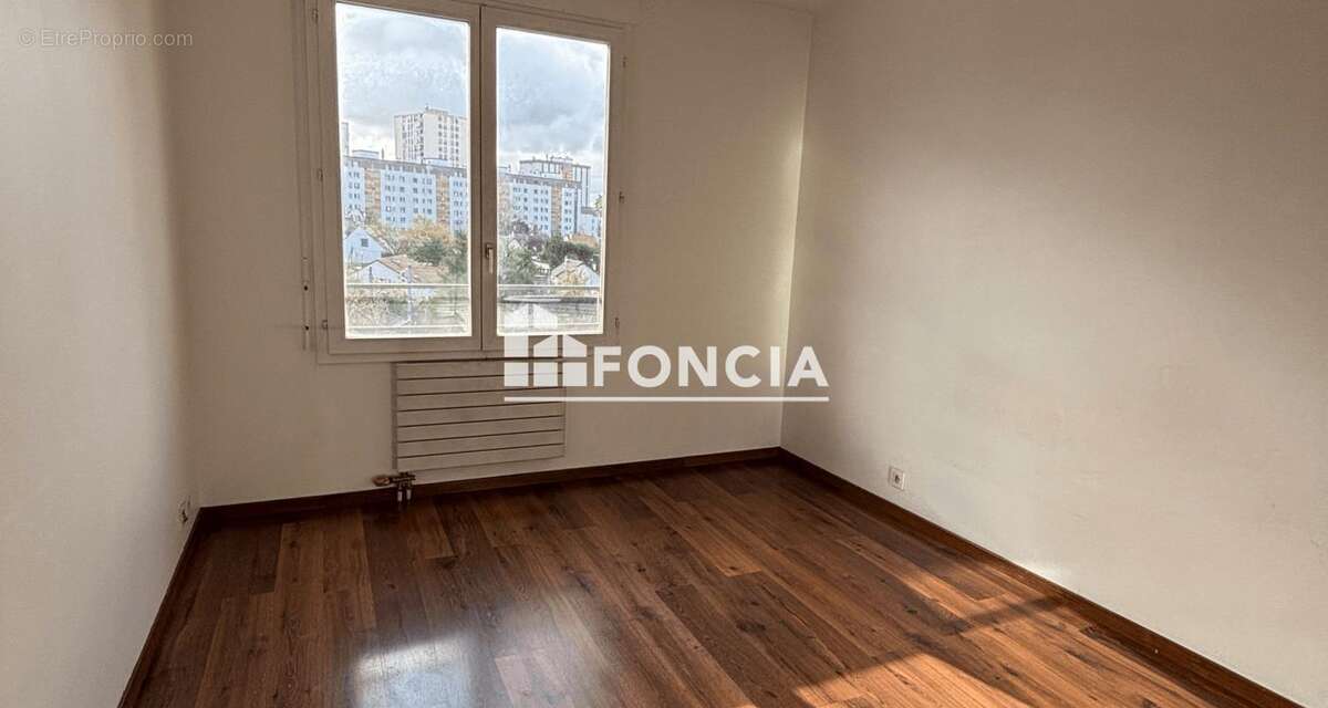 Appartement à SAINT-GRATIEN