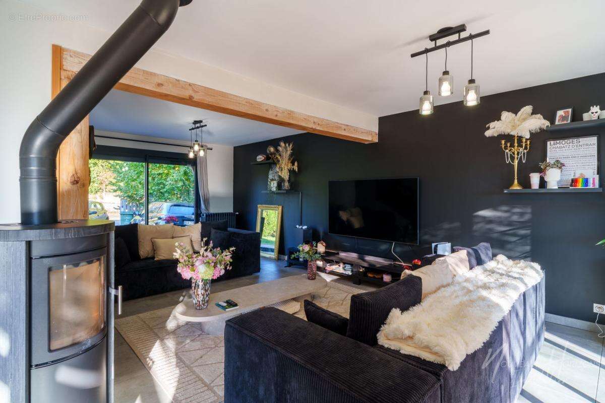 Maison à VERNEUIL-SUR-VIENNE