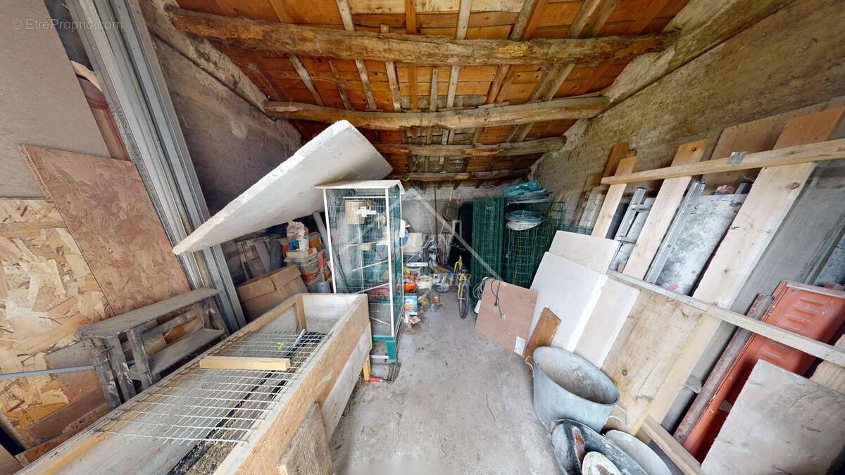 Maison à LE MAYET-D'ECOLE