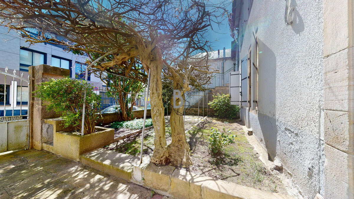 Maison à REQUISTA