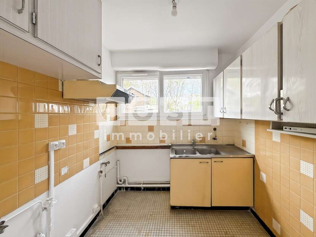 Appartement à ASNIERES-SUR-SEINE