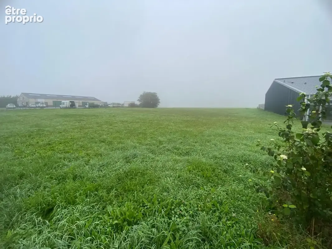 Terrain 2 553 m² à vendre à Guines (62340) - photo 4