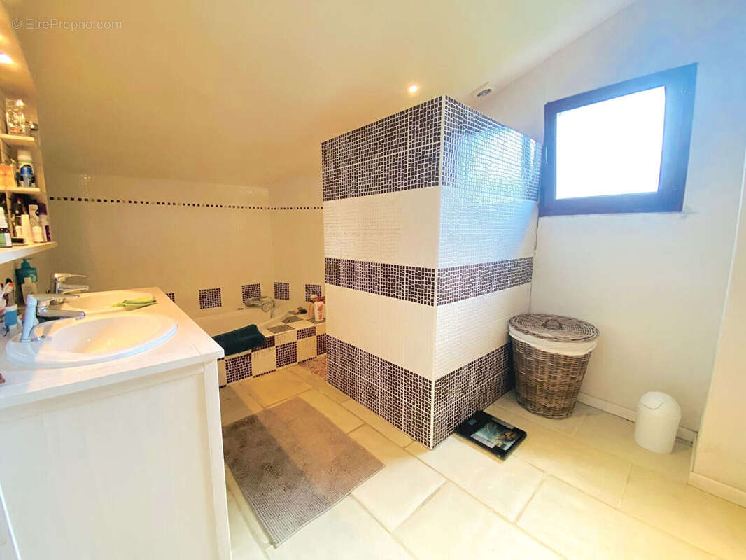 Maison à GUJAN-MESTRAS