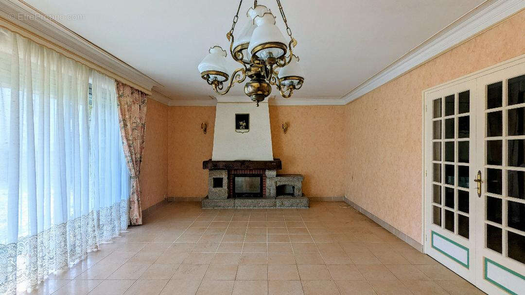 Maison à PLOUNEOUR-MENEZ