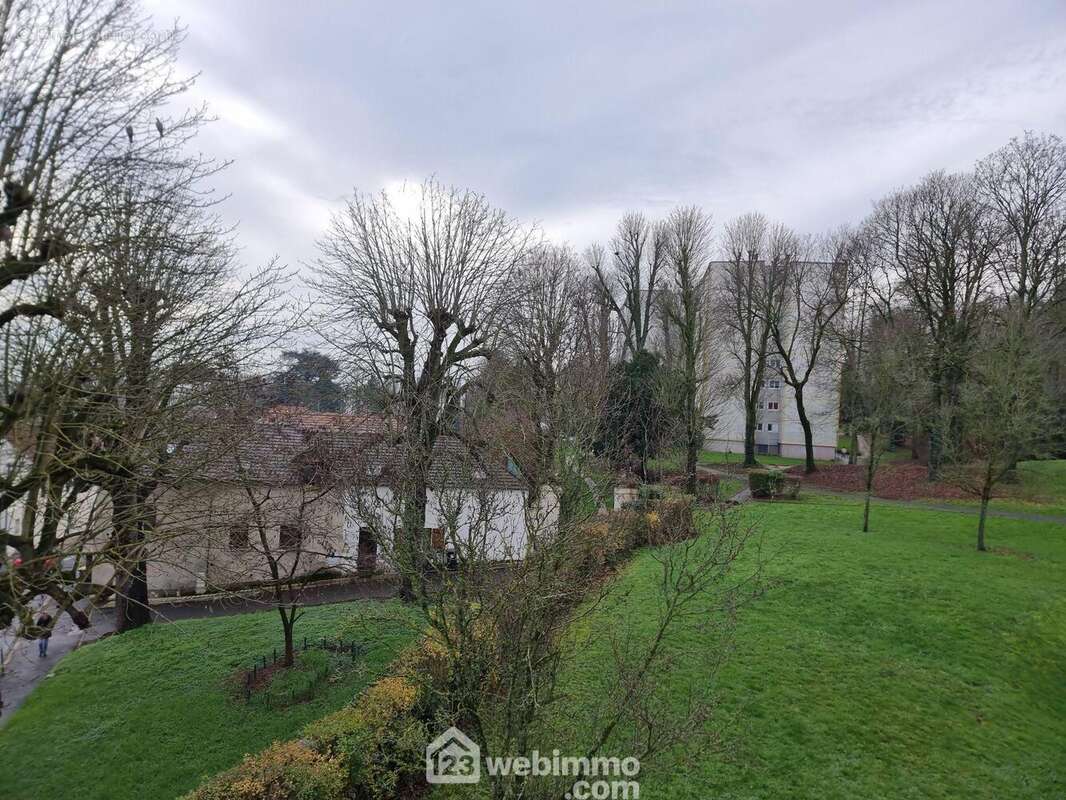 Appartement à VILLENEUVE-LE-ROI