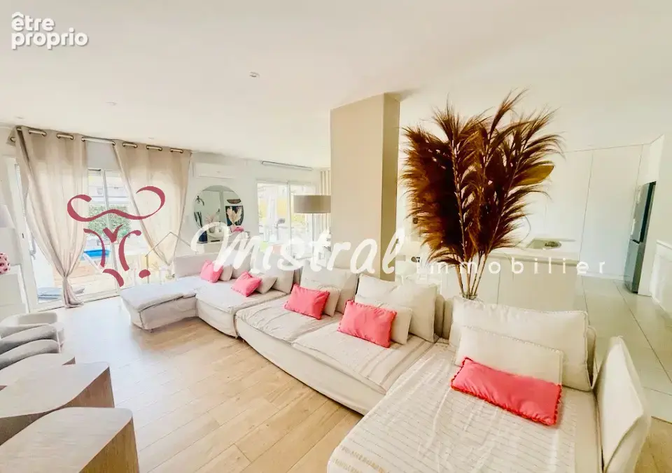 Vente villa aigues mortes 3 chambres piscine - photo 12