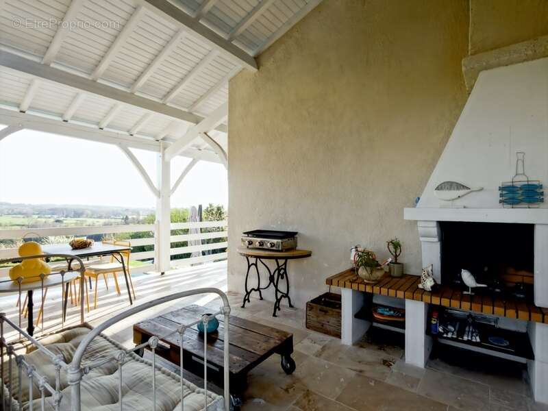 Maison à MOULEYDIER