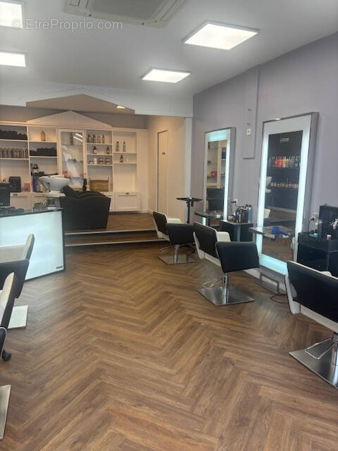 Commerce à LE BOUSCAT