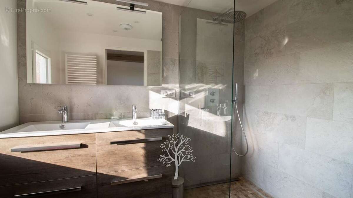 Maison à BEAUBEC-LA-ROSIERE