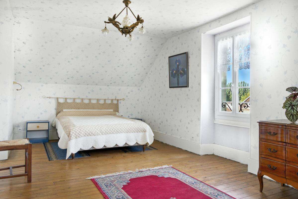 Maison de maître, 6 chambres, parc arboré de 4 566m², dépendances - photo 20
