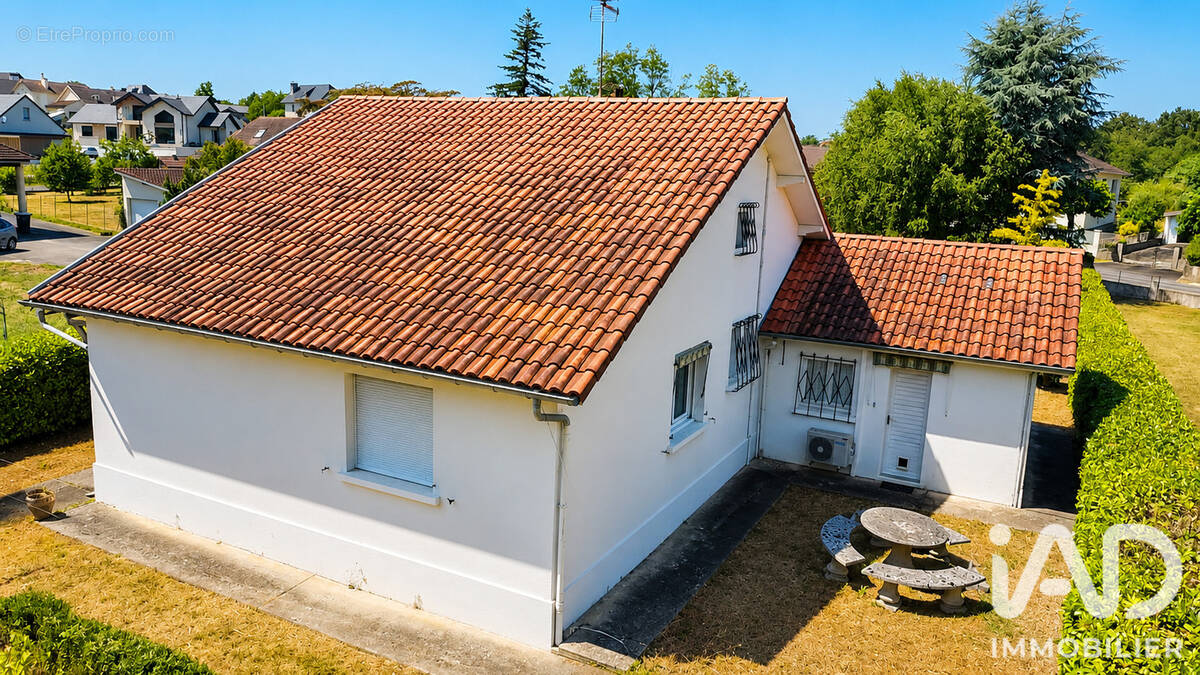 Photo 1 - Maison à LAHOURCADE