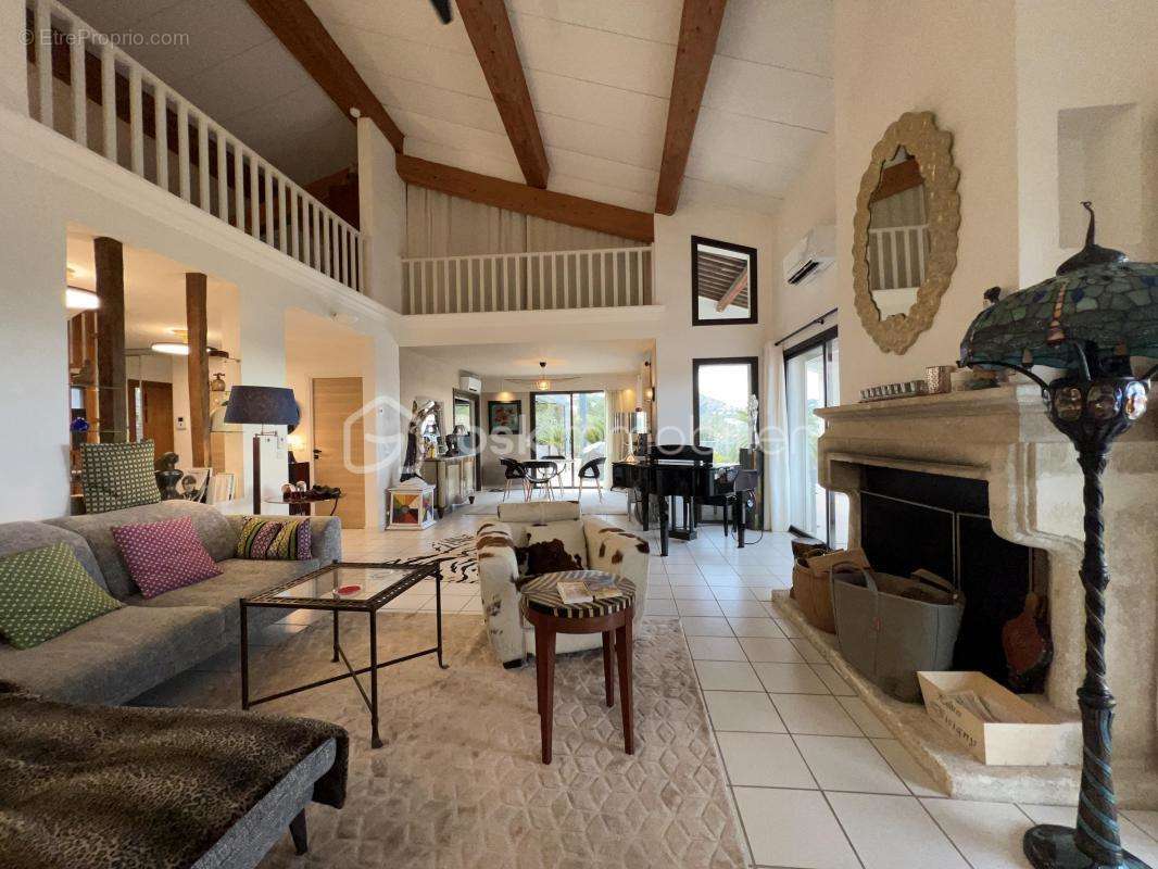 Maison à SAINT-RAPHAEL