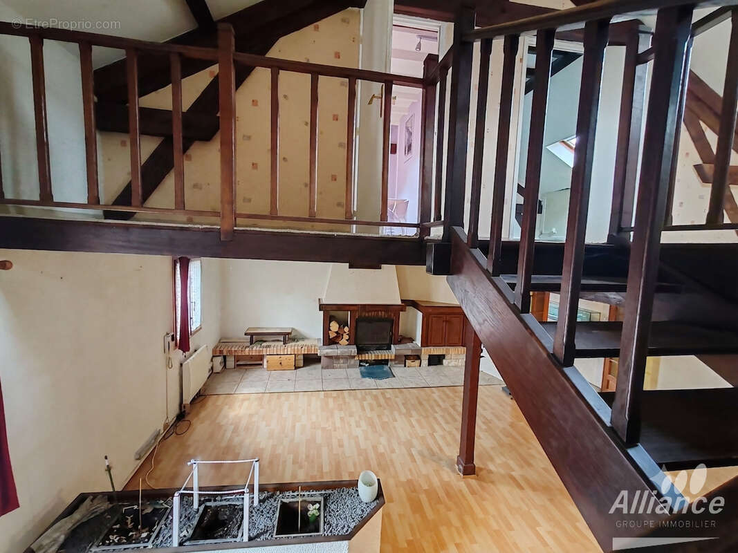 Appartement F5 Duplex avec 2 garages - photo 2