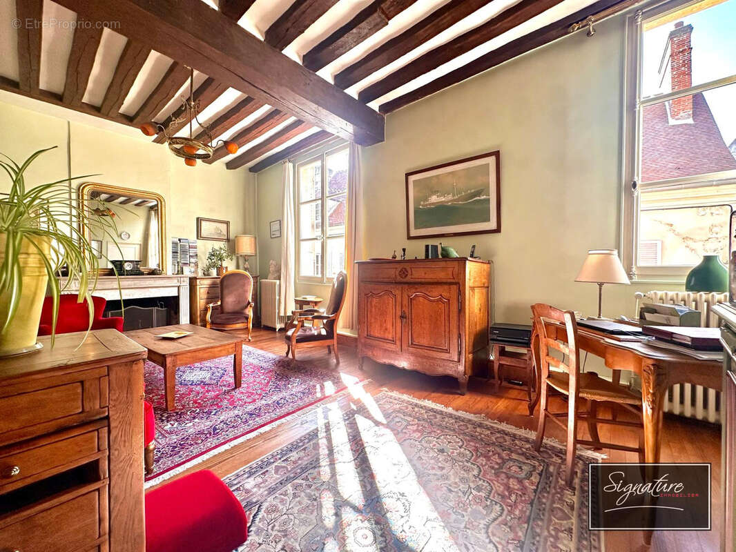 Maison à SENLIS