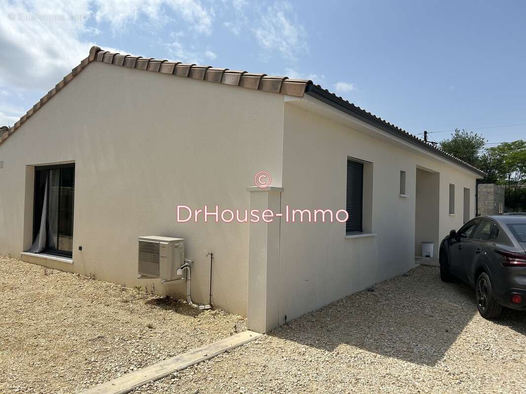 Maison 100 m² à La Couronne  - photo 14
