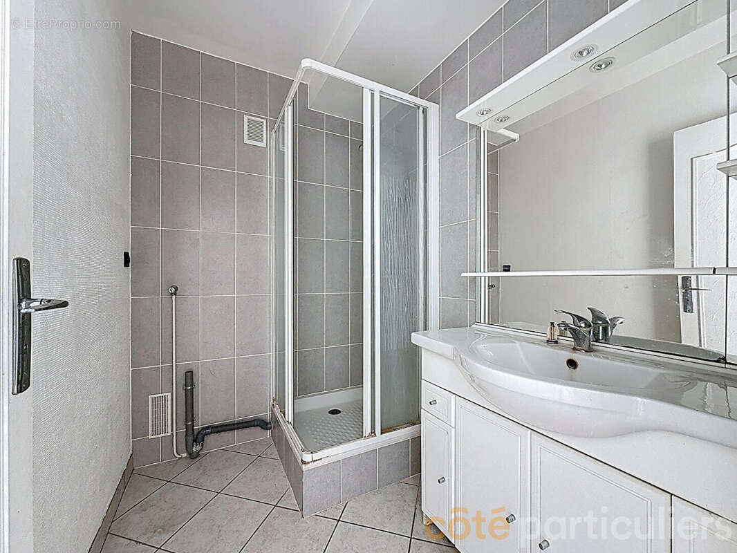 Appartement à ISSY-LES-MOULINEAUX