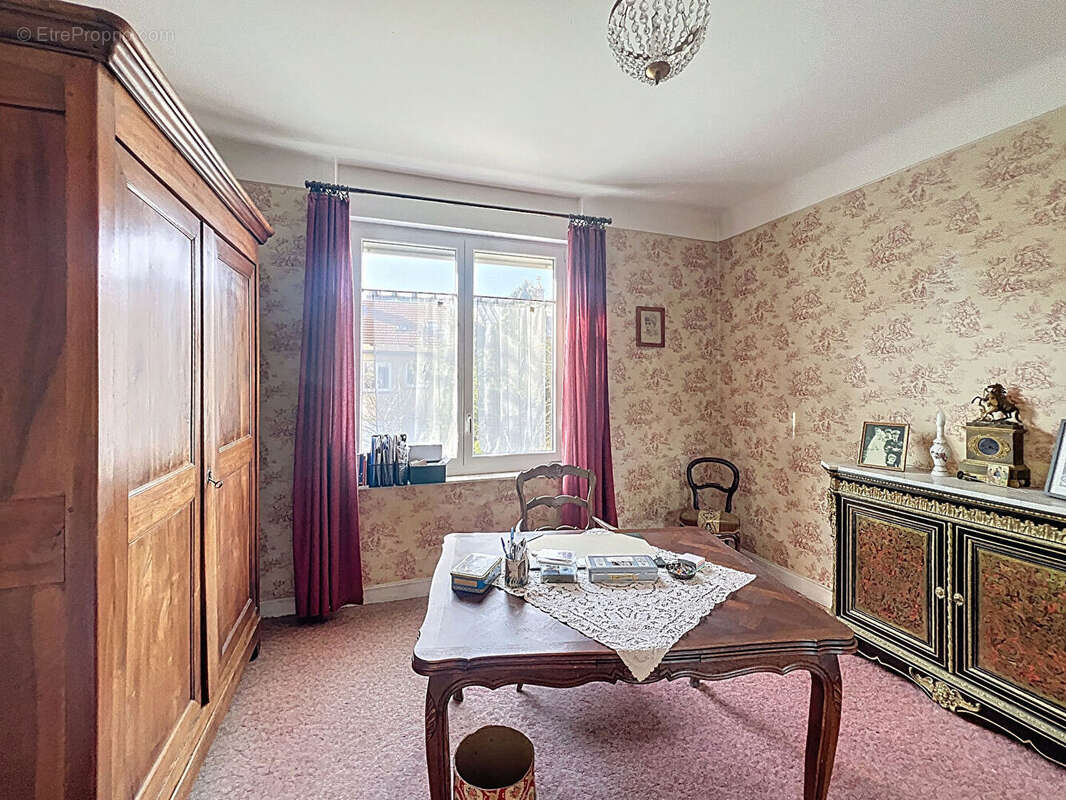 Maison à MONTIGNY-LES-METZ