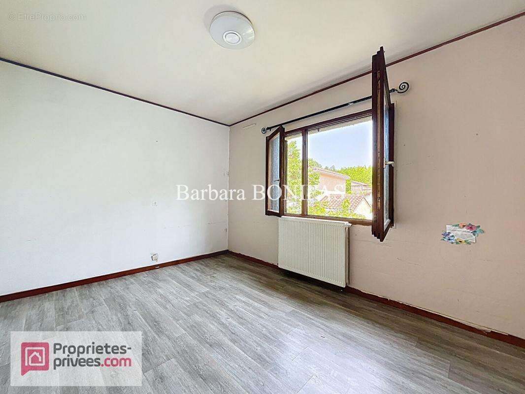 Maison à SAINT-SULPICE