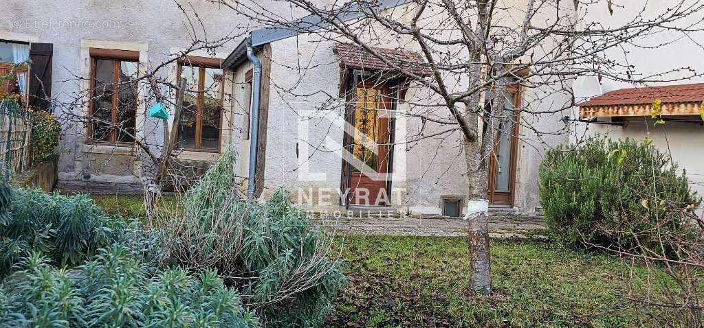 Appartement à CHENOVE