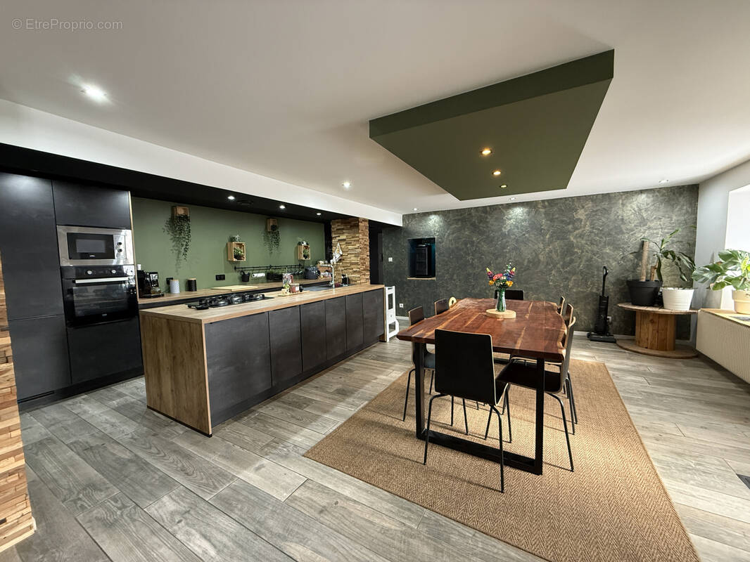 Maison à INDEVILLERS