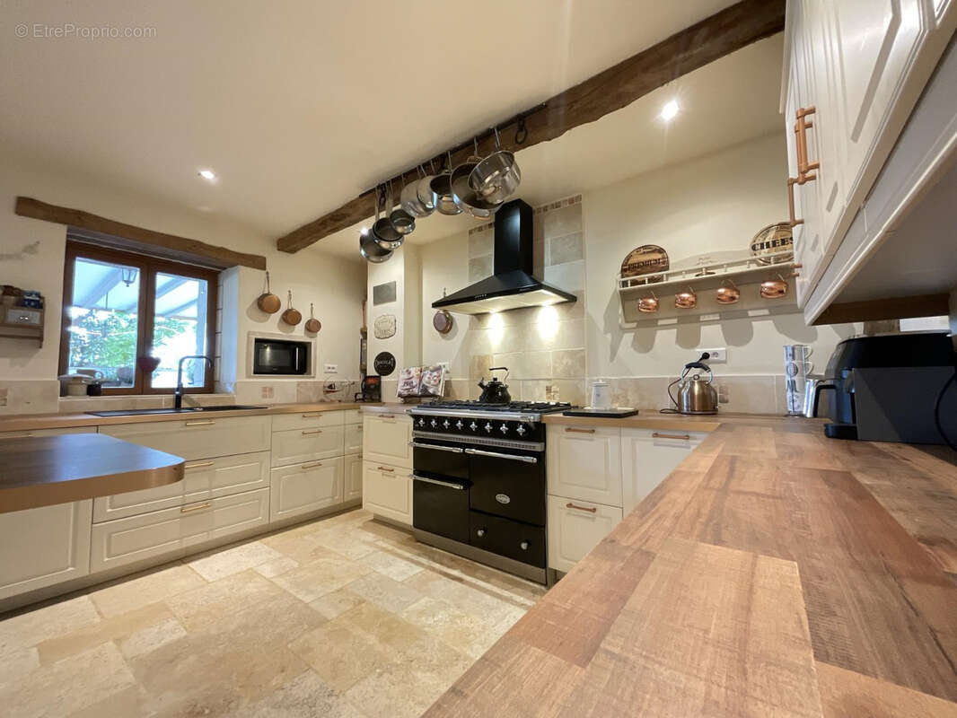 Maison à FESTALEMPS