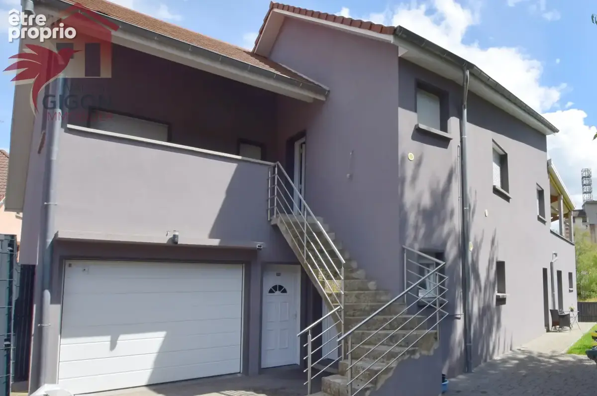 Immeuble recent comprenant 2 appartements f5 avec  terrasse et jardin privatif - photo 1