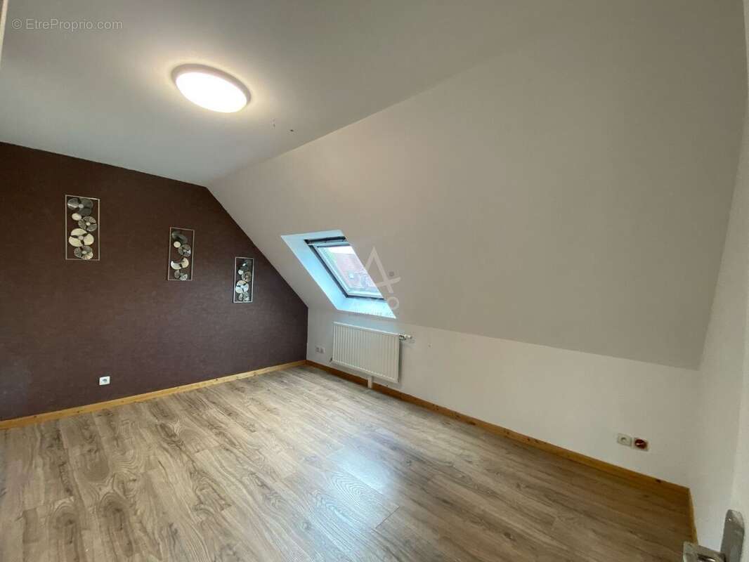 Maison à MARQUILLIES