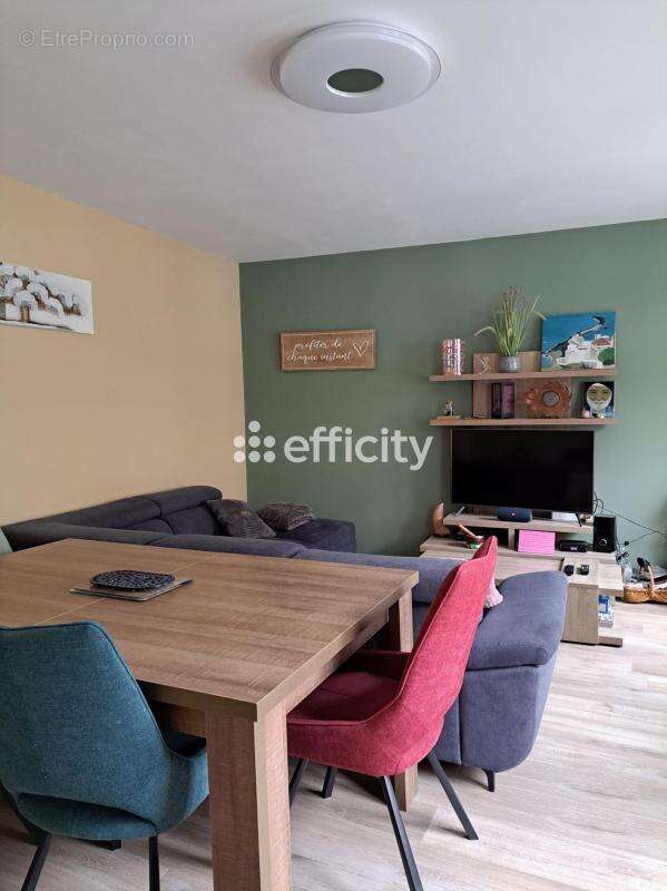 Maison à SAINT-SEVER-CALVADOS