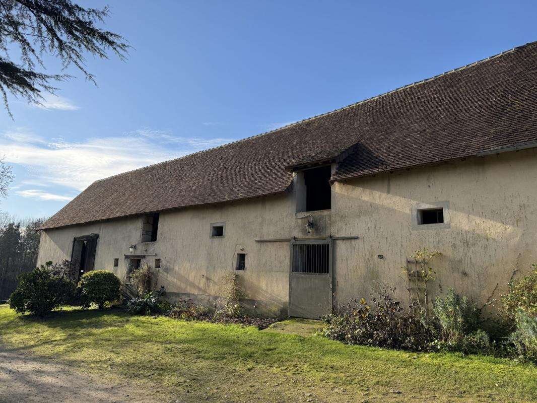 Maison à MAROLLETTE