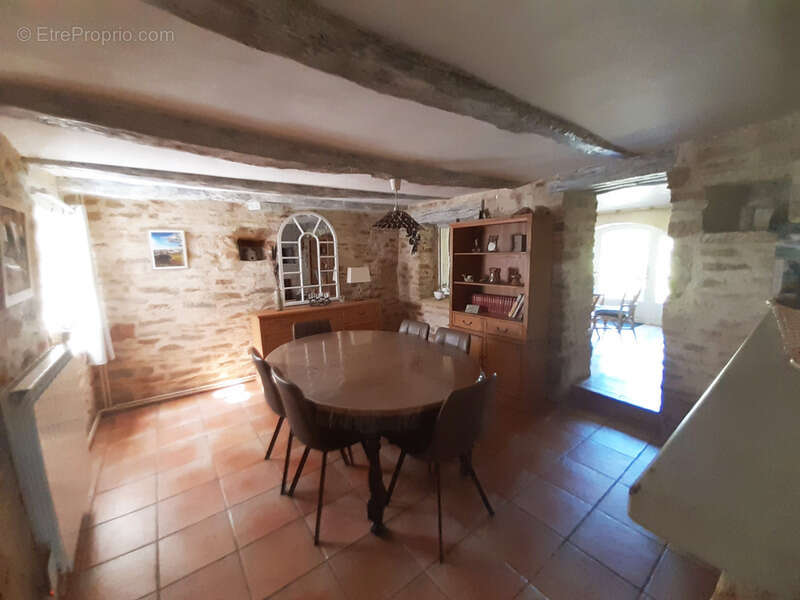 Maison à SALVAGNAC-CAJARC