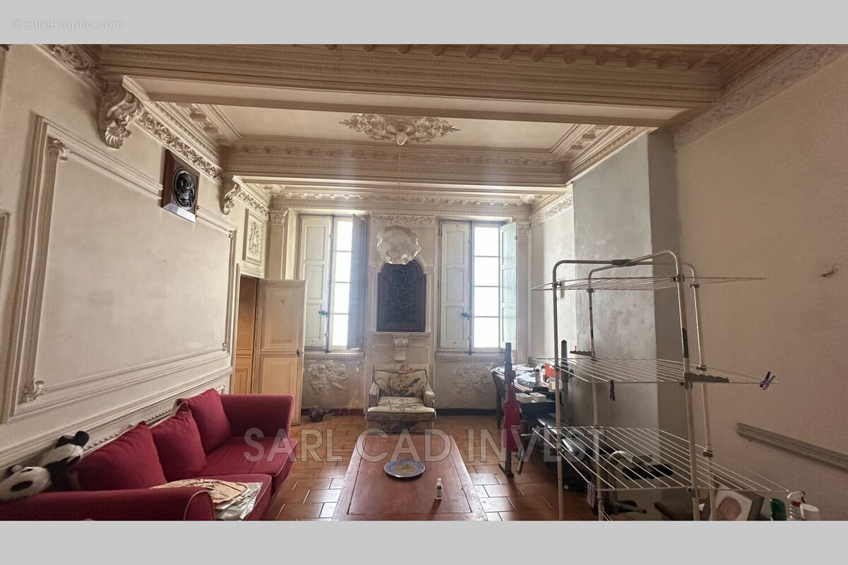 Appartement à MARSEILLE-6E