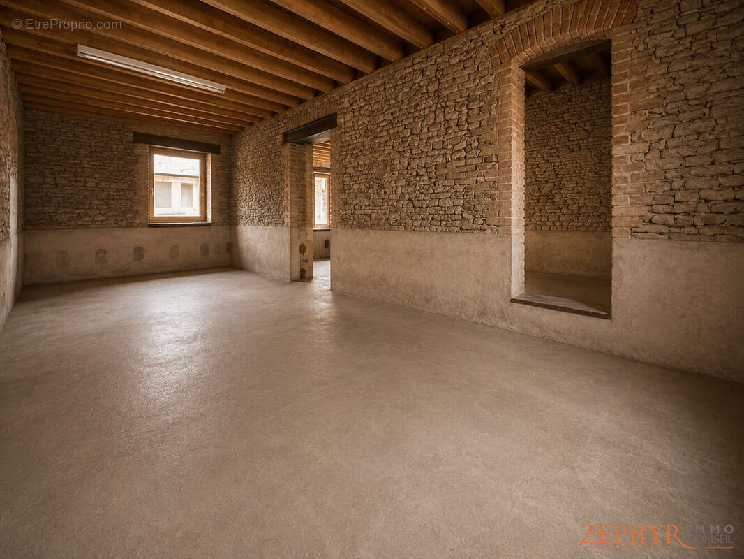 Maison à OINGT