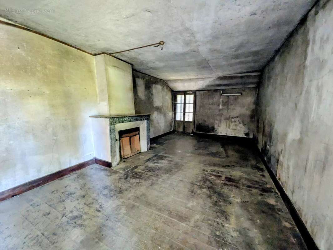 Maison à LA FERTE-GAUCHER