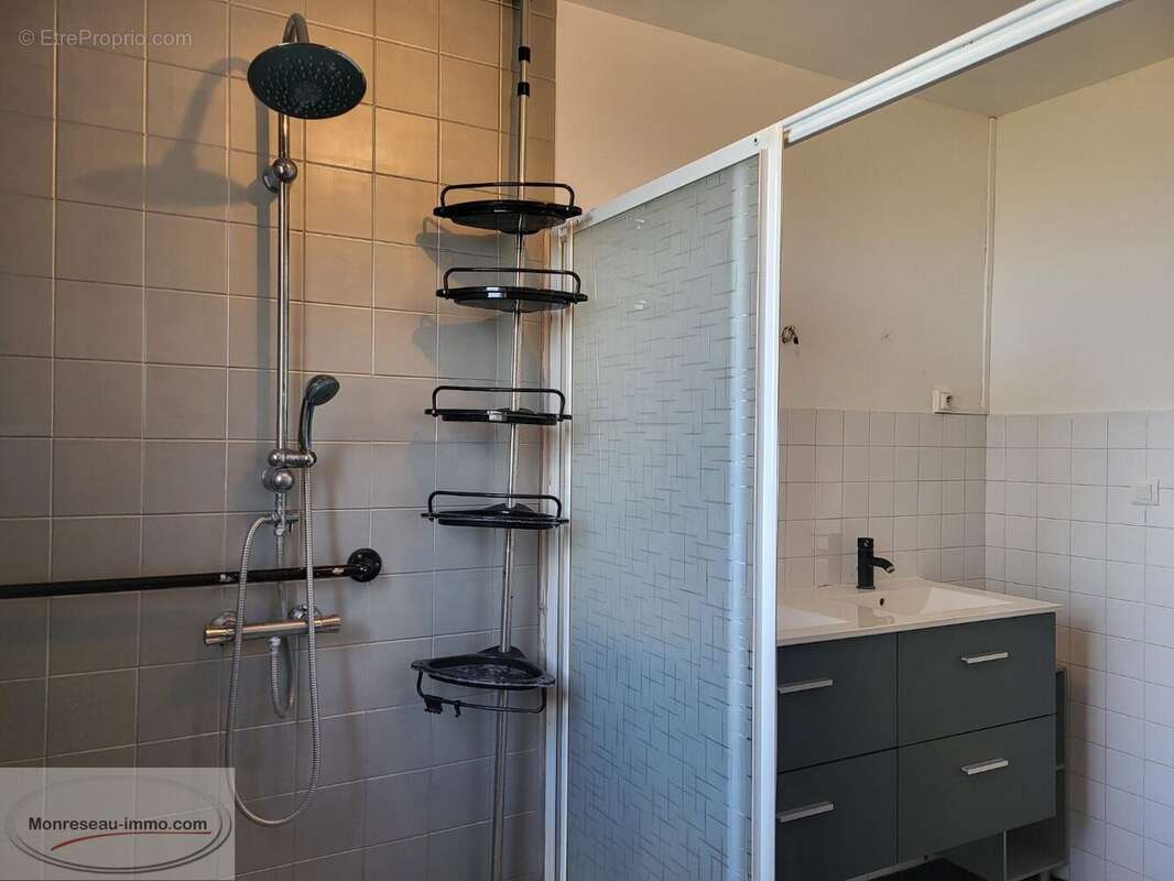 Maison à PONT-DE-VAUX