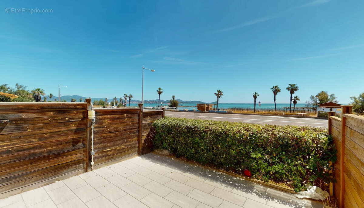 Appartement à FREJUS