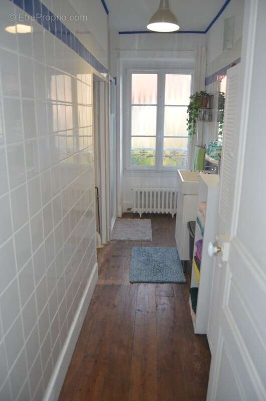 Maison à LONS-LE-SAUNIER