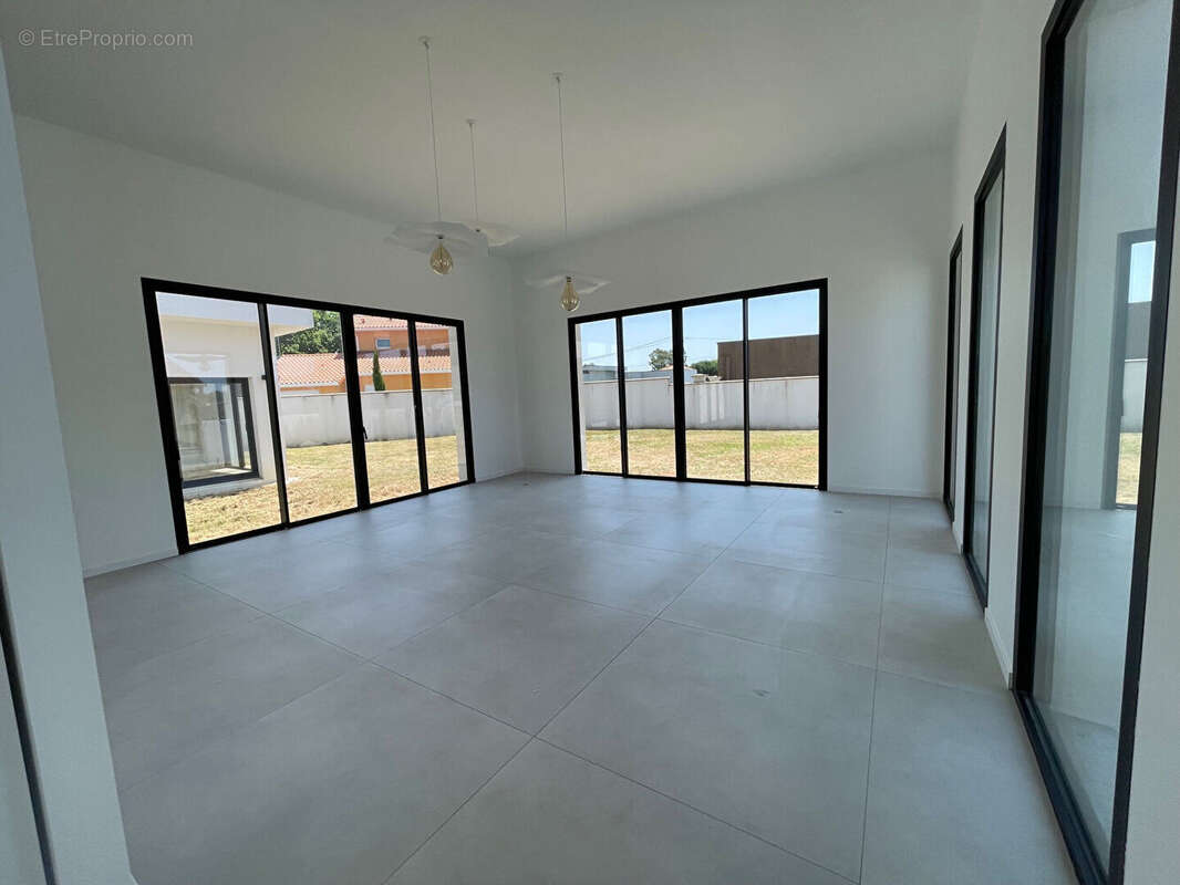 Maison à SAINT-ANDRE-DE-LA-MARCHE