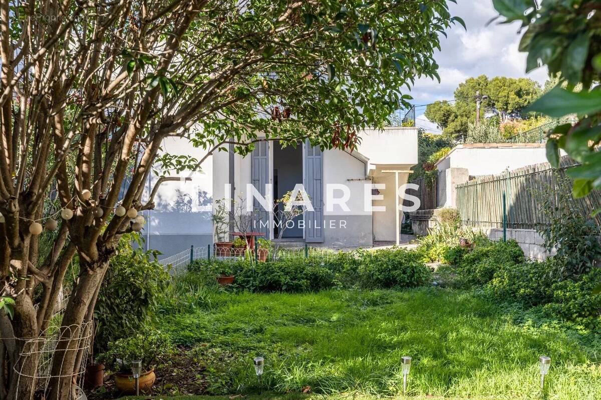 Appartement à MARSEILLE-12E