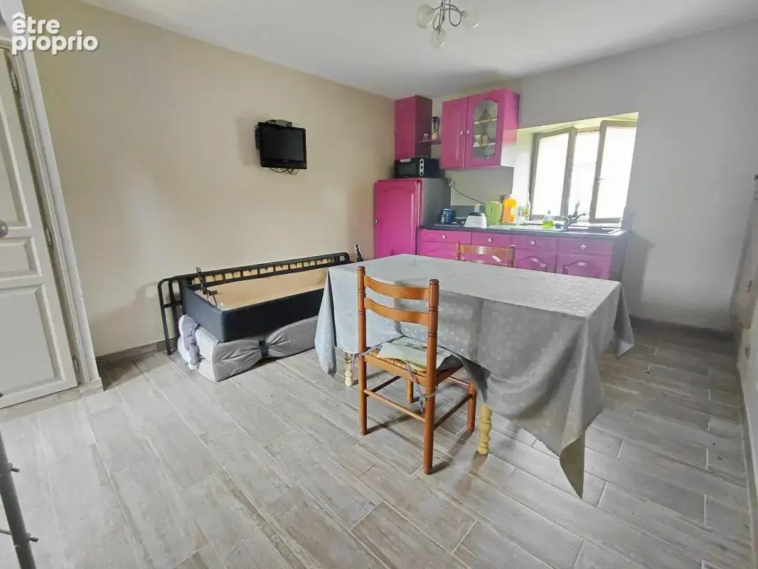 Au calme, 2 maisons, 5 à 6 chambres, jardin clos - photo 14