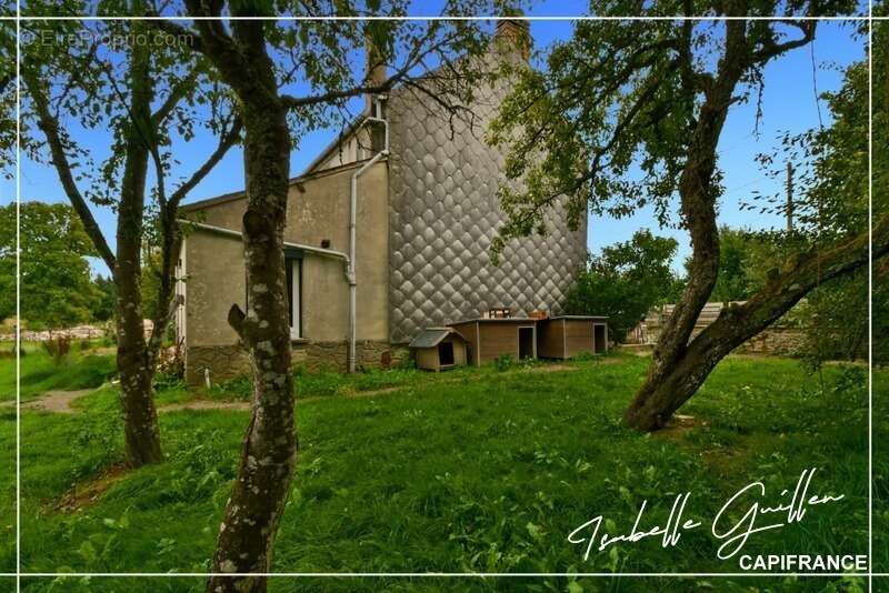 Maison à SAINT-SATURNIN