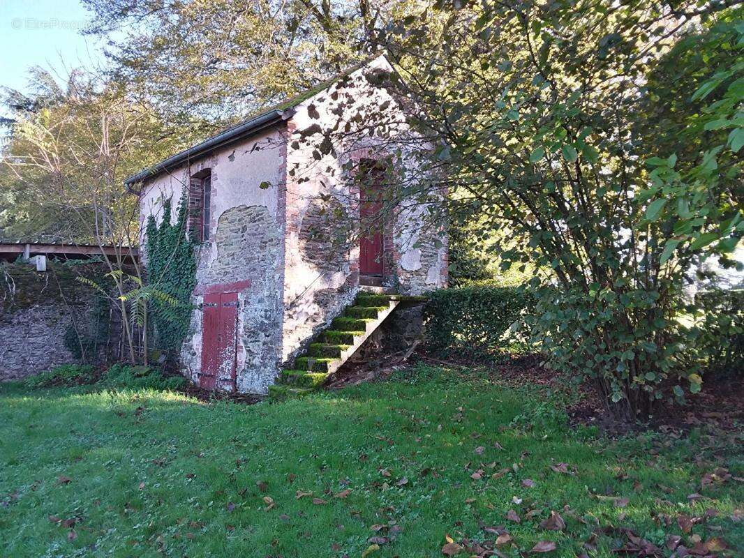 Manoir de 1850, maison de gardien et tennis sur un parc de 5ha - photo 4
